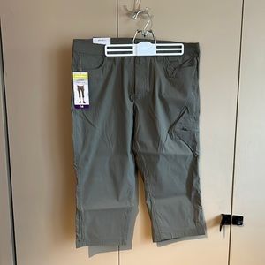 Eddie Bauer women’s Rainer Capri size 14 color Sprig green gray hiking NWT